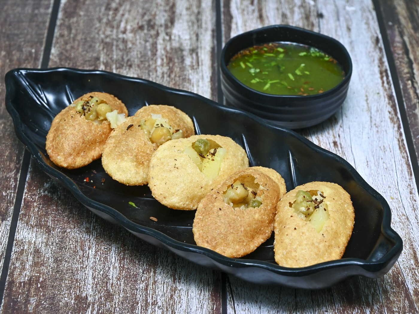 Mathurawala Sooji Paani Poori